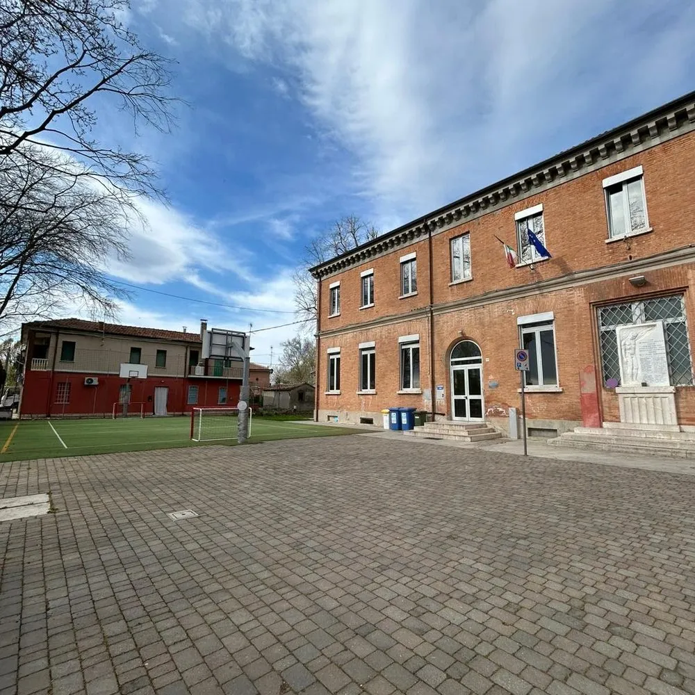 L’edificio della scuola secondaria di primo grado Don Milani
