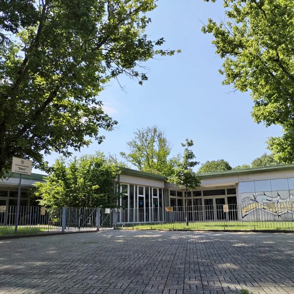 L’edificio della scuola primaria A. Volta-Doro