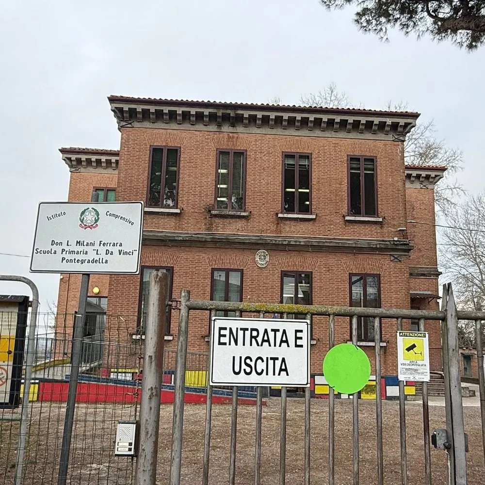 L’edificio della scuola primaria L. Da Vinci
